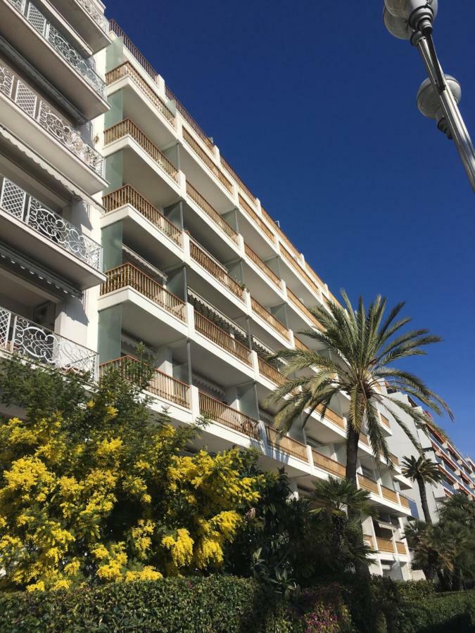 La Couronne Appartement A Nizza Exterior foto